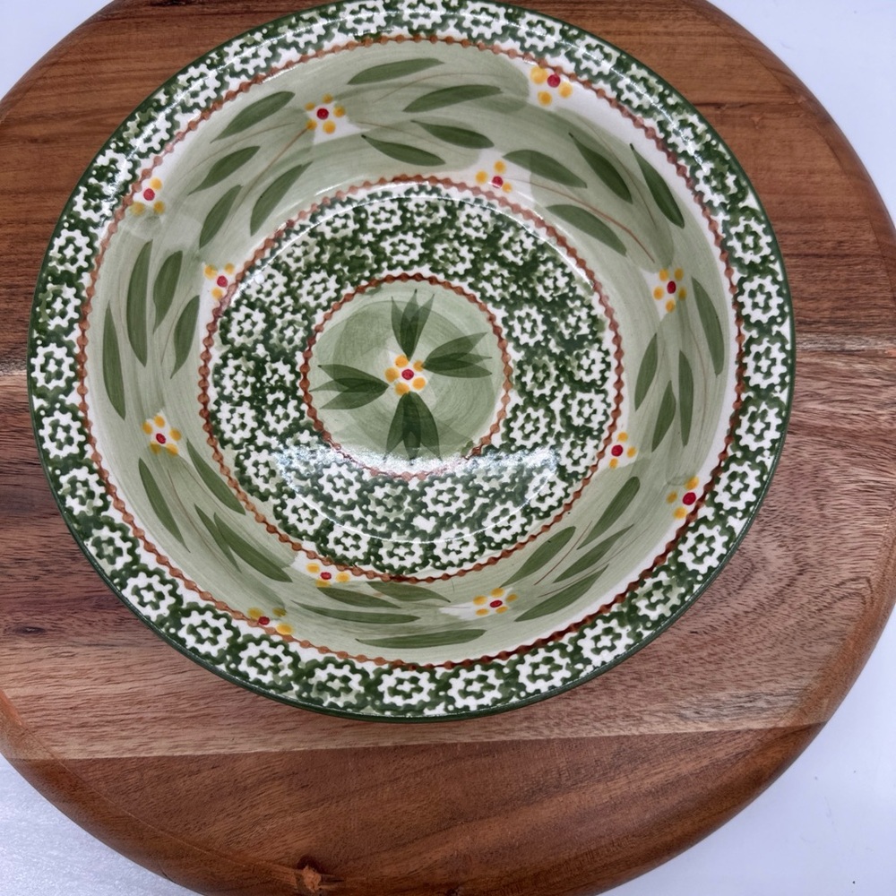 Temp-Tations Green and Cream Floral Dinner Plate